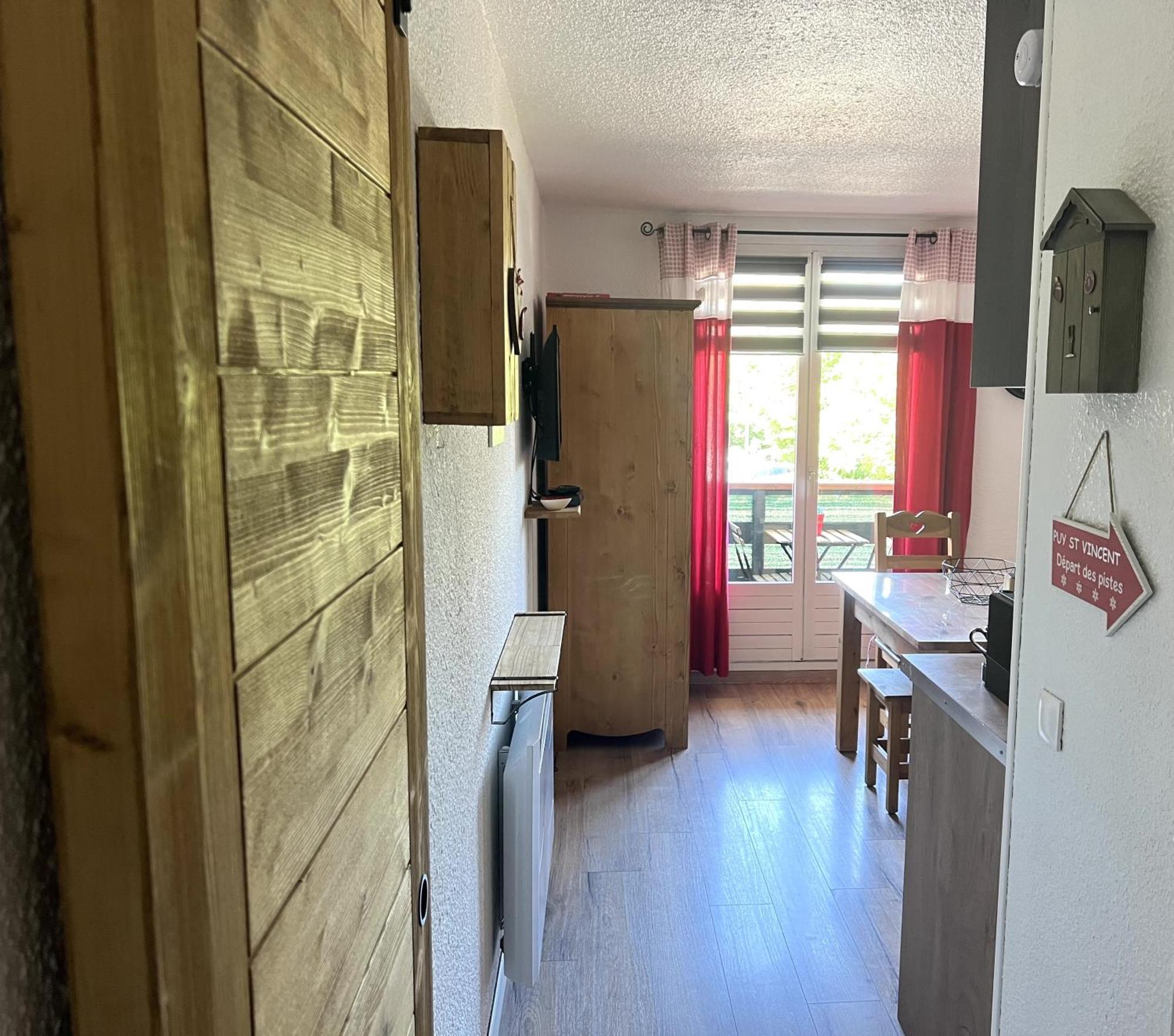Appartement pour 4 personnes à Puy St Vincent 1700 Puy-Saint-Vincent Exterior foto
